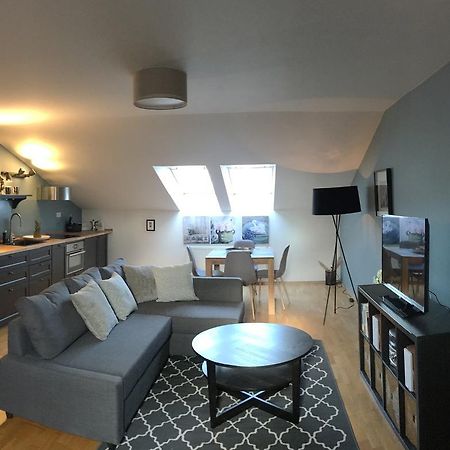 Amazing Angie'S Apartment Прага Екстер'єр фото